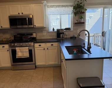 24463 John Adams Drive - Photo Thumbnail 3