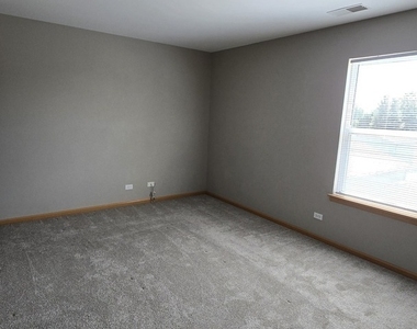 2053 Grayhawk Drive - Photo Thumbnail 9