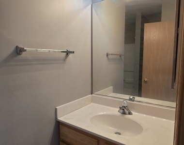 2053 Grayhawk Drive - Photo Thumbnail 6