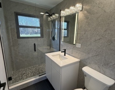8418 Meadowbrook Drive - Photo Thumbnail 18