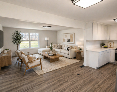 8418 Meadowbrook Drive - Photo Thumbnail 6