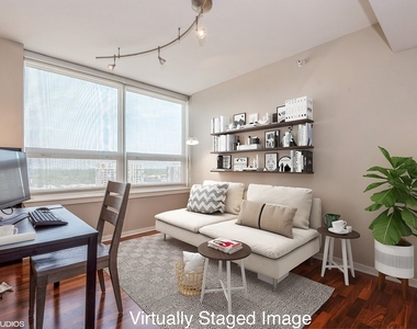 807 Davis Street - Photo Thumbnail 7