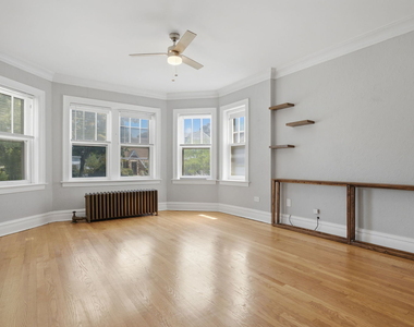 3636 Grand Boulevard - Photo Thumbnail 2