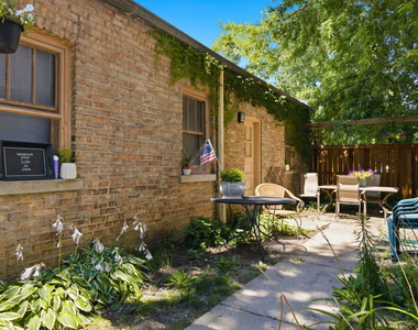 3636 Grand Boulevard - Photo Thumbnail 12