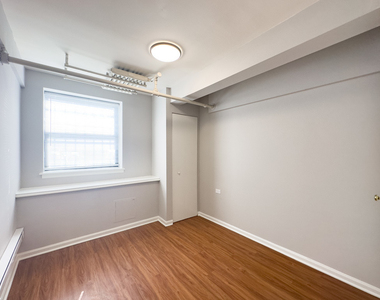 5748 N Winthrop Avenue - Photo Thumbnail 15