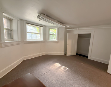 2529 N Orchard Street - Photo Thumbnail 5