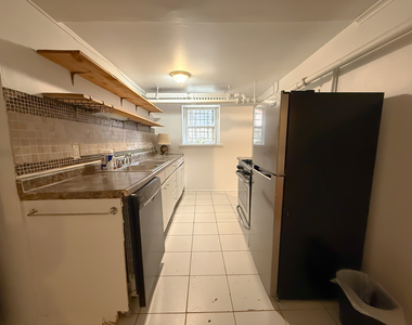 2529 N Orchard Street - Photo Thumbnail 7