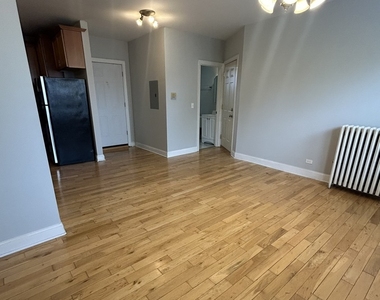 4542 W George Street - Photo Thumbnail 4