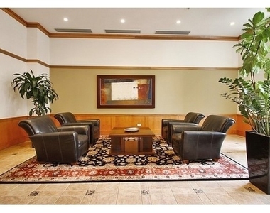 1640 Maple Avenue - Photo Thumbnail 8