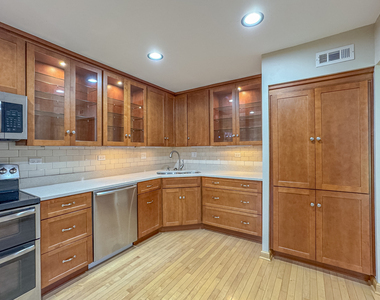 416 Swallow Lane - Photo Thumbnail 9