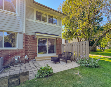 416 Swallow Lane - Photo Thumbnail 26