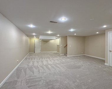 416 Swallow Lane - Photo Thumbnail 22