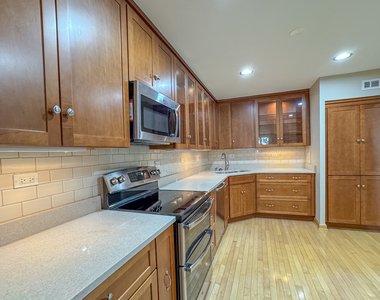 416 Swallow Lane - Photo Thumbnail 8