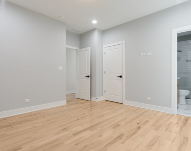 6410 S Vernon Avenue - Photo Thumbnail 15