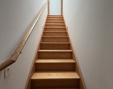 865 W Buckingham Place - Photo Thumbnail 6