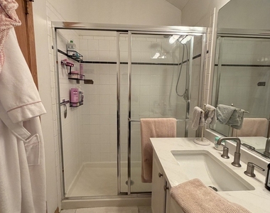 865 W Buckingham Place - Photo Thumbnail 13