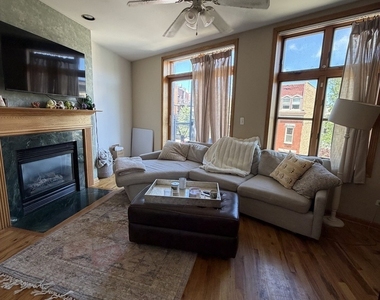 865 W Buckingham Place - Photo Thumbnail 20