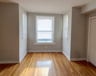 2531 N Tripp Avenue - Photo Thumbnail 4