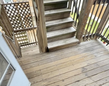 2531 N Tripp Avenue - Photo Thumbnail 7