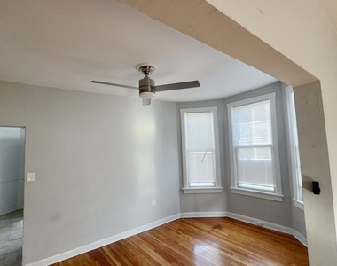 2531 N Tripp Avenue - Photo Thumbnail 5