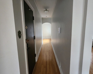 1112 Grove Street - Photo Thumbnail 11