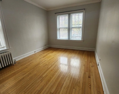 1112 Grove Street - Photo Thumbnail 7