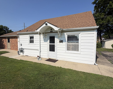 1903 Nicholson Street - Photo Thumbnail 1