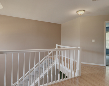 16046 Fairfield Drive - Photo Thumbnail 22