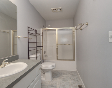 16046 Fairfield Drive - Photo Thumbnail 21