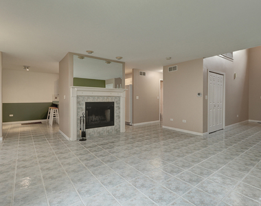16046 Fairfield Drive - Photo Thumbnail 4