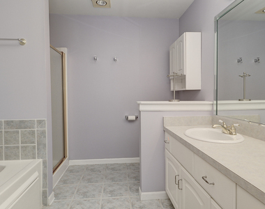 16046 Fairfield Drive - Photo Thumbnail 17