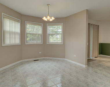 16046 Fairfield Drive - Photo Thumbnail 7