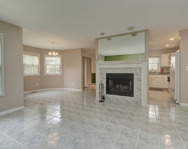 16046 Fairfield Drive - Photo Thumbnail 2