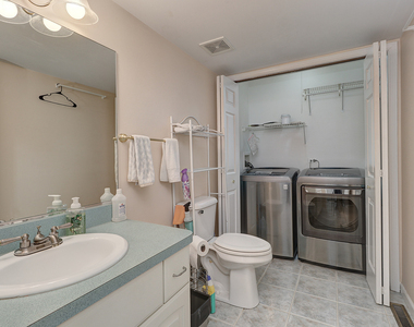 16046 Fairfield Drive - Photo Thumbnail 12