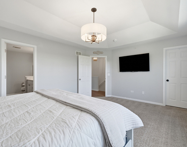 2546 Huntleigh Lane - Photo Thumbnail 12