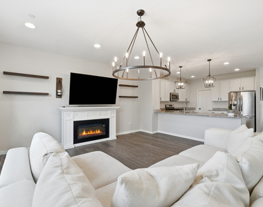 2546 Huntleigh Lane - Photo Thumbnail 3
