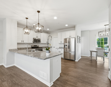 2546 Huntleigh Lane - Photo Thumbnail 4
