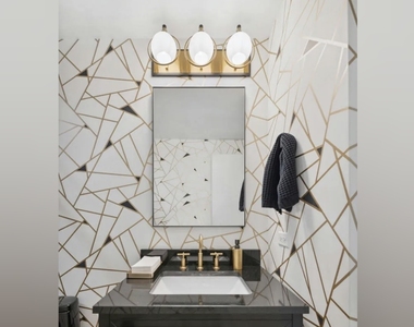 125 E 13th Street - Photo Thumbnail 9