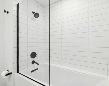 125 E 13th Street - Photo Thumbnail 12
