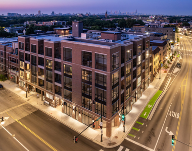 2475 W Foster Avenue - Photo Thumbnail 23