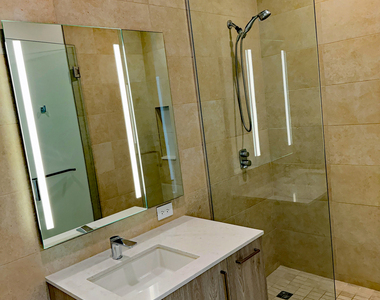 211 N Harbor Drive - Photo Thumbnail 17