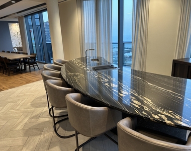 211 N Harbor Drive - Photo Thumbnail 13