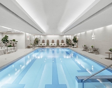 850 N Lake Shore Drive - Photo Thumbnail 18