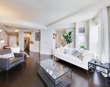 850 N Lake Shore Drive - Photo Thumbnail 10