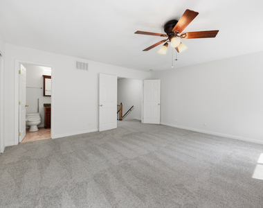 1542 Anderson Lane - Photo Thumbnail 19