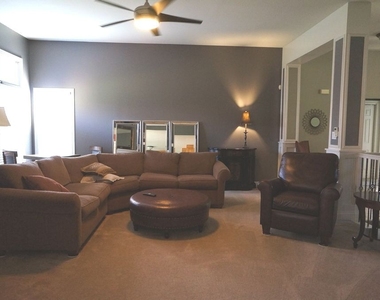 8566 Huckins Drive - Photo Thumbnail 9