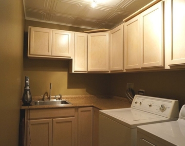8566 Huckins Drive - Photo Thumbnail 12