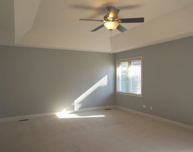 8566 Huckins Drive - Photo Thumbnail 15