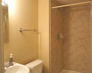 8566 Huckins Drive - Photo Thumbnail 23