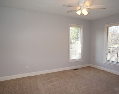 8566 Huckins Drive - Photo Thumbnail 18